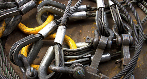Rust prevention of wire rope slings
